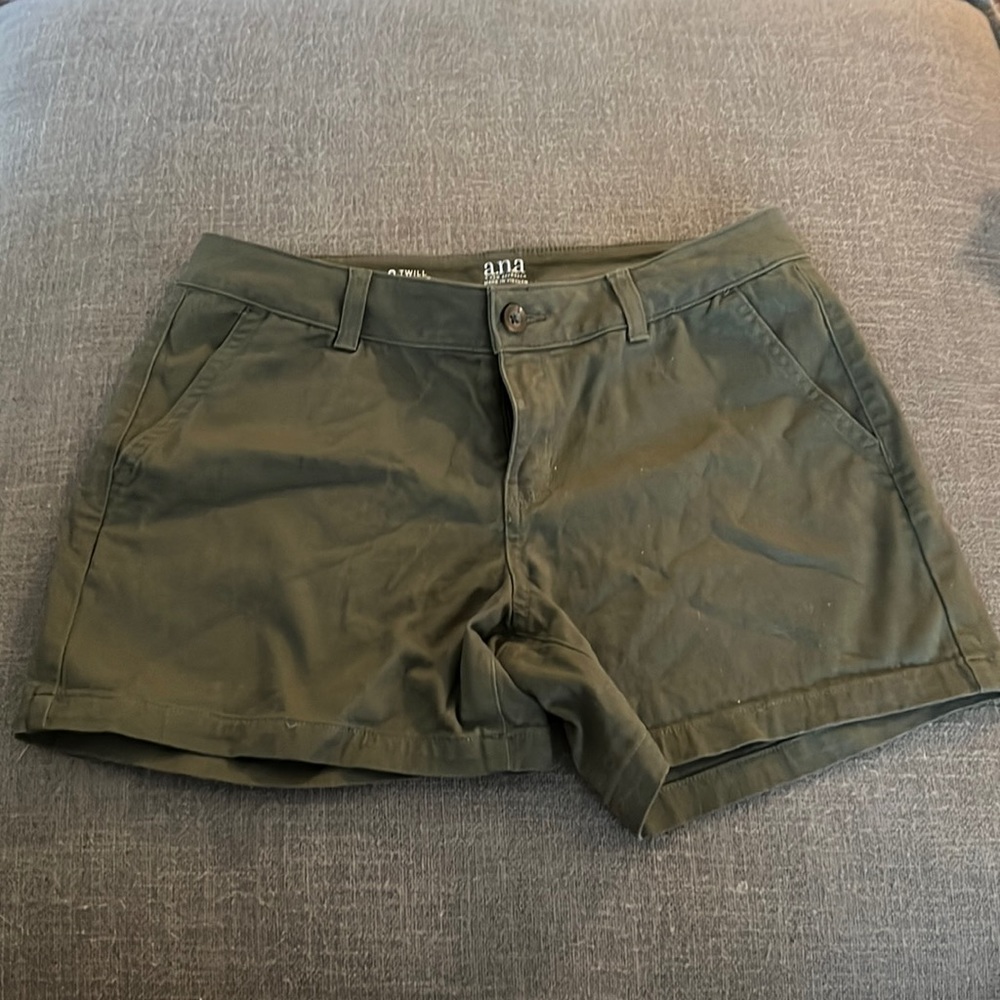 Ana Twill Olive Green Shorts Size 8